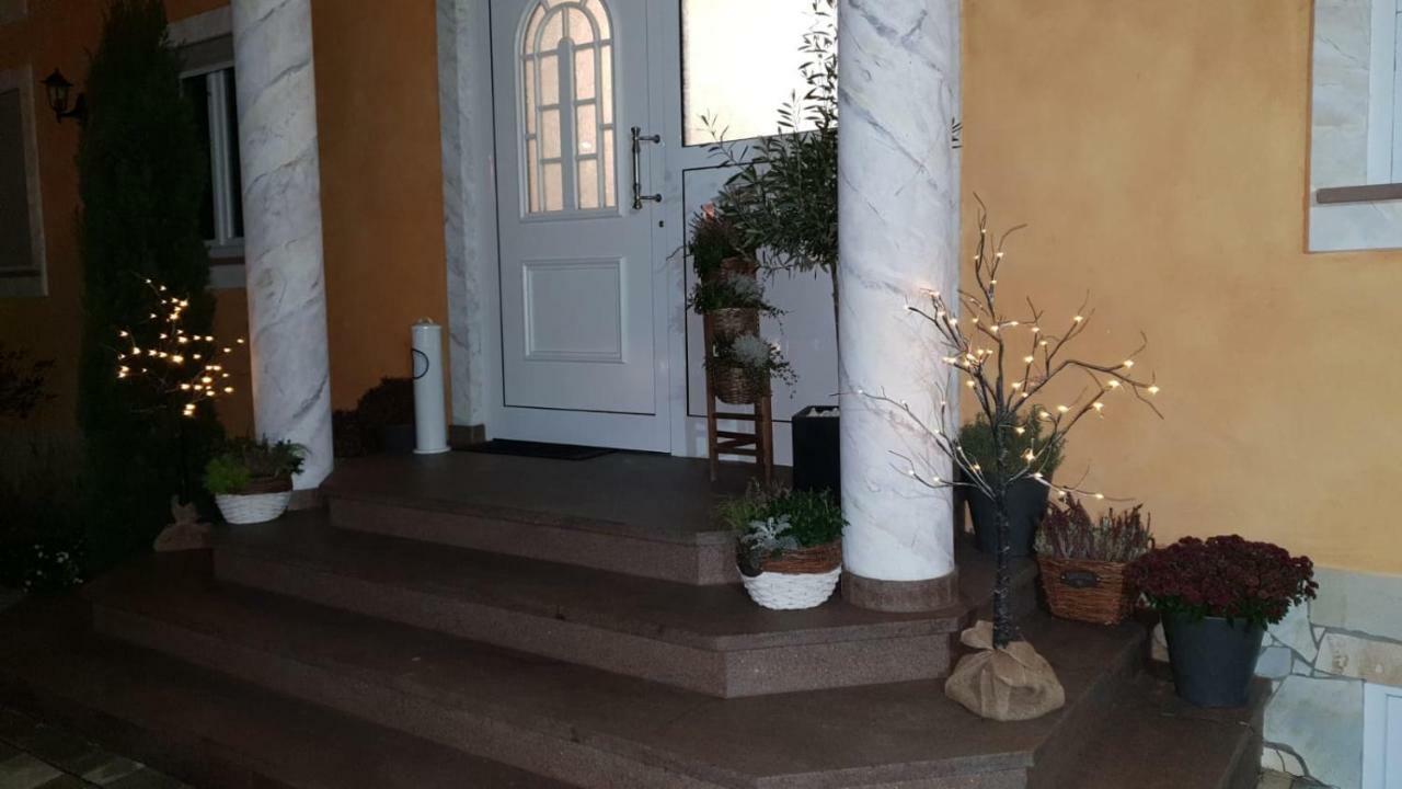 Rust-Fewo-Hotel Bagian luar foto